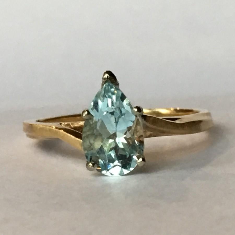 Hochzeit - Vintage Aquamarine Engagement Ring. 14k Yellow Gold Setting. Unique Engagement Ring. March Birthstone. 19th Anniversary. Estate Jewelry.