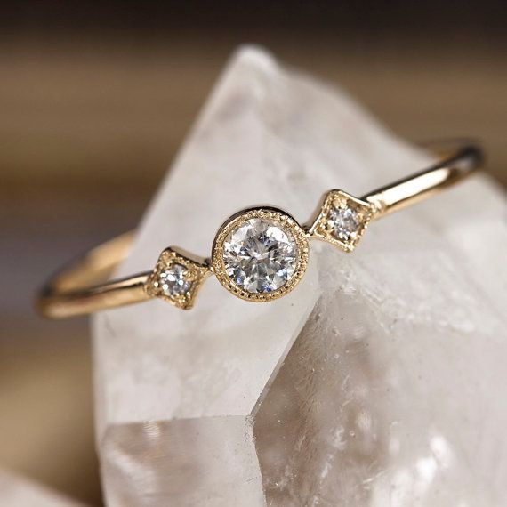 زفاف - Unique Engagement Ring, 3mm White Diamond Stacking Ring, Conflict Free, Three Stone Ring, 14k 18k Gold, Platinum, Sta-r103-dia