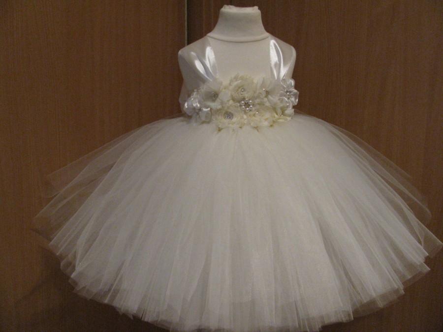 Mariage - Flower Girl Dress Ivory Tulle Dress Wedding Dress Ivory Toddler Tutu Dress Shabby Chic Flowers Dress Baby Dress Tutu 1T2T 3T 4T 5T 6T 8T 10T