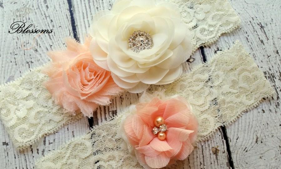 Свадьба - Beautiful PEACH Bridal Garter Set - Ivory Keepsake & Toss Wedding Garter - Chiffon Flower Rhinestone Lace Garters - Vintage Lace Garter