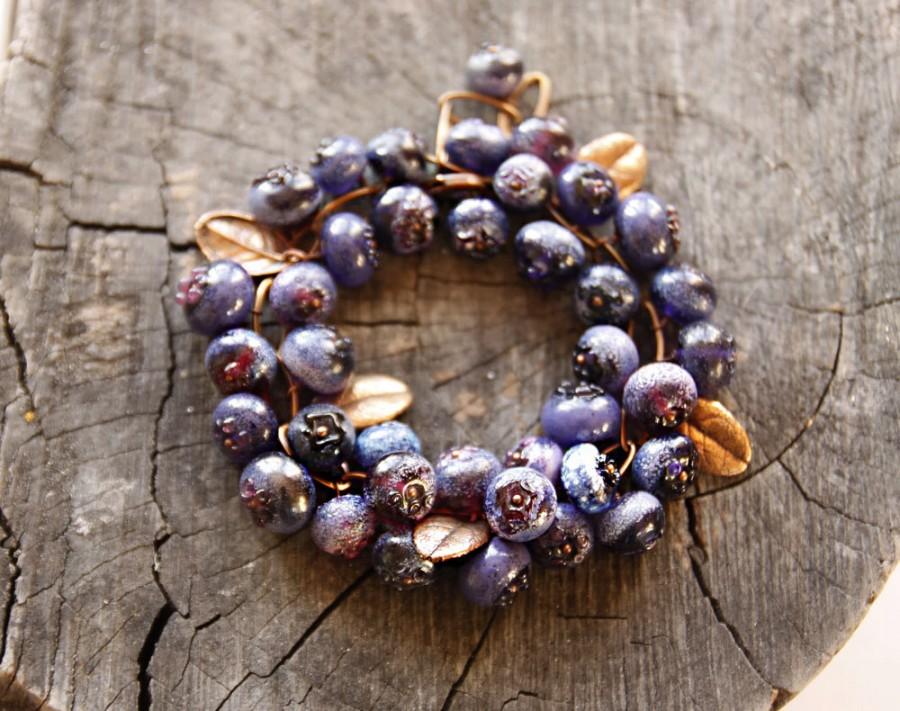 زفاف - Blueberry Bracelet, adjustable length, lobster clasp, sculpture bracelet, Nature Necklace, lampwork glass blueberries,Organic design