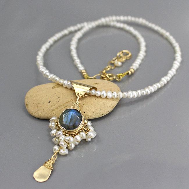 Wedding - Bridal Statement Necklace, Pearl Necklace, Wife, Labradorite Necklace, Pearl jewelry, Bridal Necklace, Statement Necklace, Pearl Wedding