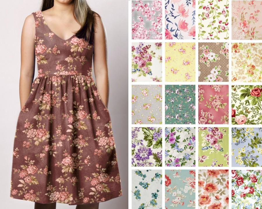 زفاف - Fit and Flare V-neck Dress with pockets – Short custom Bridesmaid  - Floral print rustic country wedding ivory pink tan