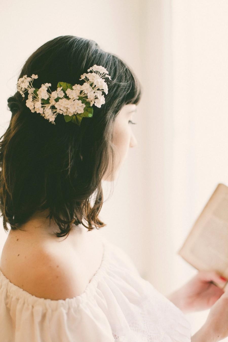 Wedding - White baby's breath flower clip, Floral bridal clip, Unique wedding hair accessory, Updo side bun back clip, WG08