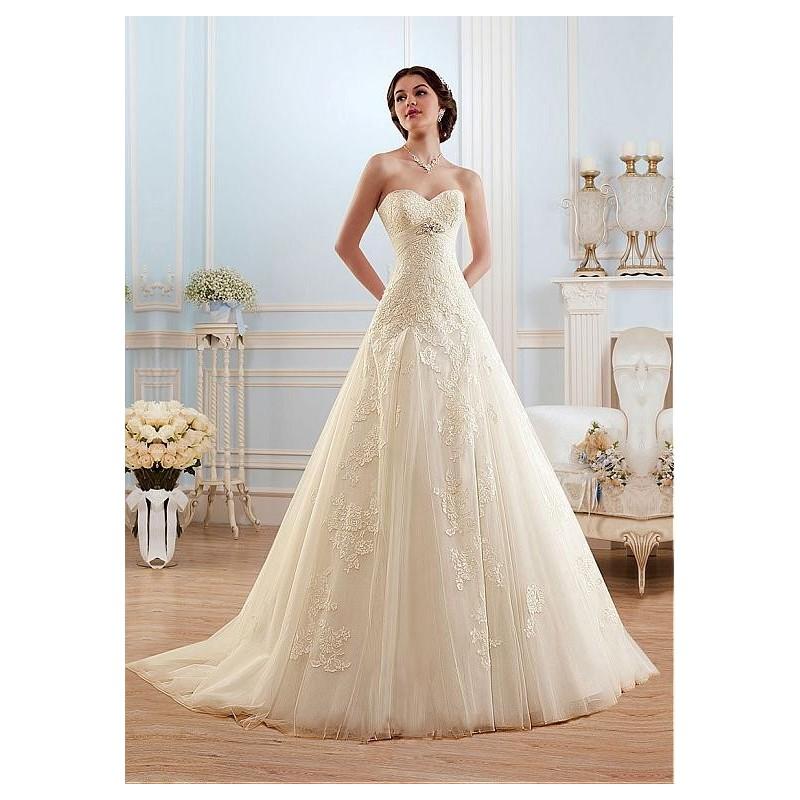 Mariage - Glamorous Tulle Sweetheart Neckline Raised Waistline A-line Wedding Dress With Lace - overpinks.com