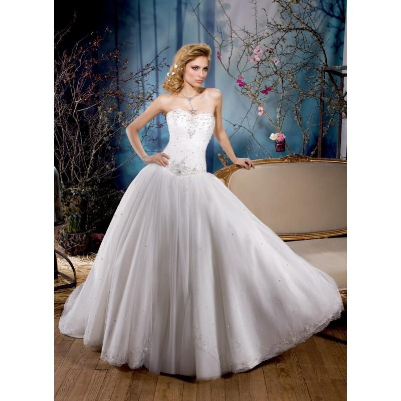 Wedding - Kelly Star, 136-18 - Superbes robes de mariée pas cher 