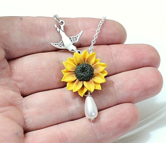 Свадьба - Sunflower Necklace - Sunflower Jewelry - Gifts - Yellow Sunflower Bridesmaid, Sunflower Flower Necklace, Bridal Flowers, Bridesmaid Necklace