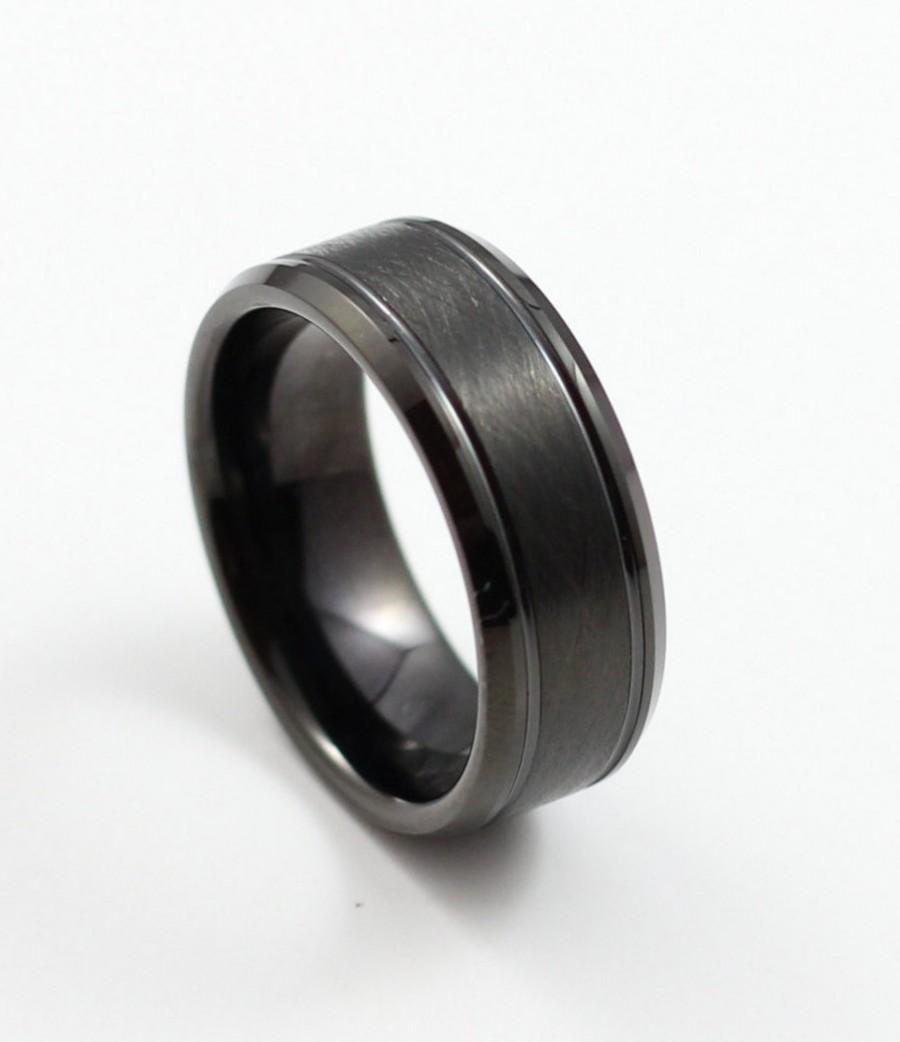 زفاف - Black Tungsten Men's Wedding Band, Engagement Ring, Brushed Pattern, Free Engraving, Comfort Fit, Sizes 7-13