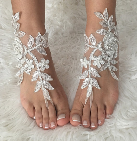 Mariage - FREE SHIP, ivory Barefoot silver frame , french lace sandals, wedding anklet, Beach wedding barefoot sandals, embroidered sandals.
