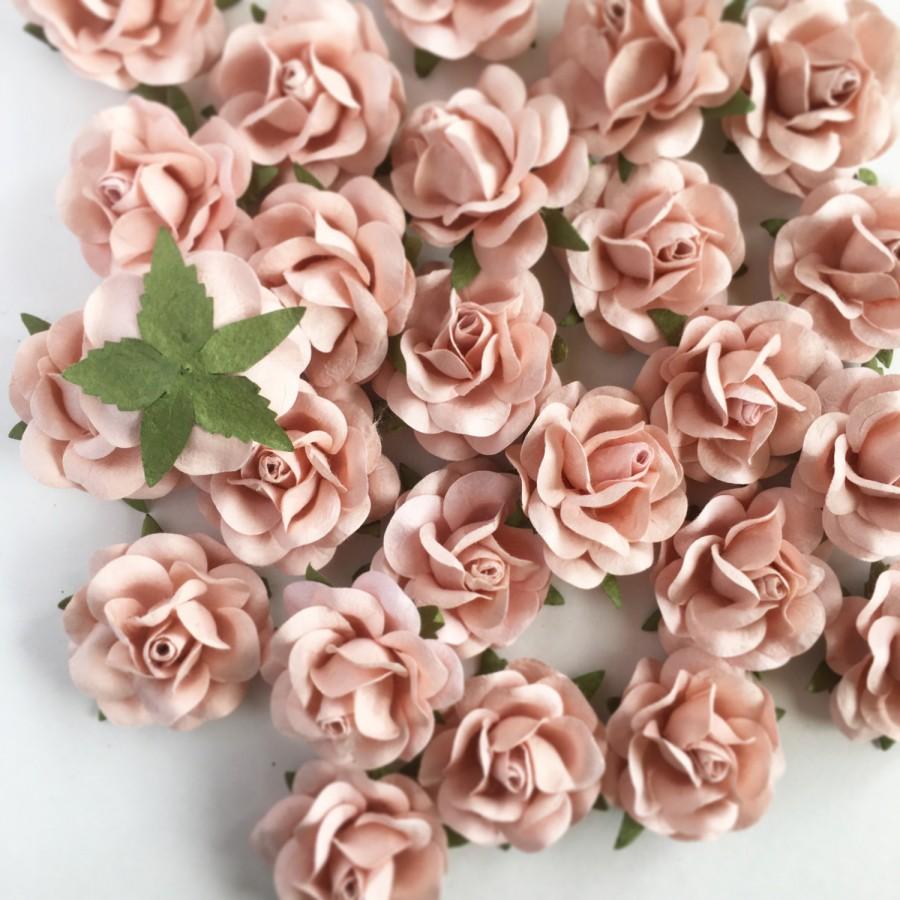 Mariage - Blush Pink Paper Flowers Wedding. Paper Flower Backdrop Wall. DIY Wedding Favors. Wedding Favor Boxes. Wedding Decor Decorations Vintage.