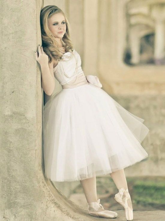 Hochzeit - Strapless Ballerina Style Tulle Tea Length Wedding Dress