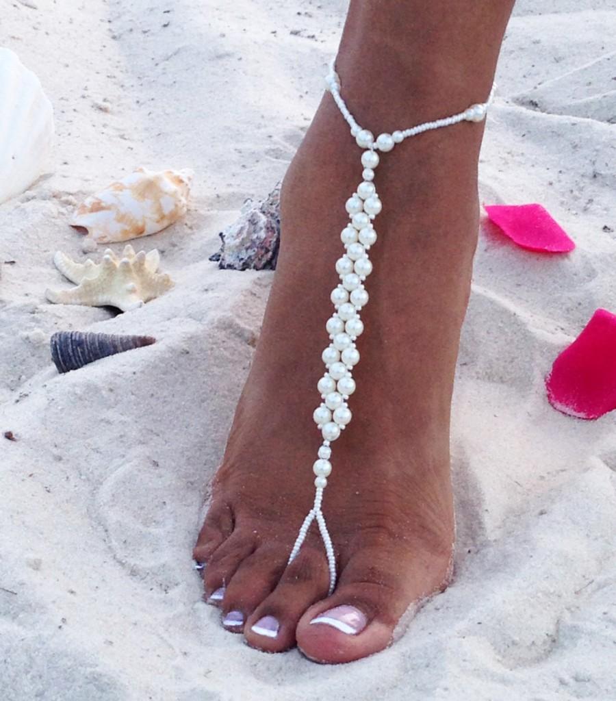 Mariage - Pearl Barefoot Sandals, Bridal Barefoot Sandals, Beach Wedding Barefoot Sandal, Bridal Foot Jewelry, Footless Sandal