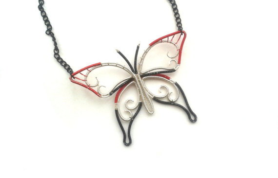 زفاف - Butterfly Necklace, Wire Wrapped Red Black Silver Butterfly Pendant, Wire Weaved Insect Jewelry, Handmade Woven Jewellery, Animal Pendant