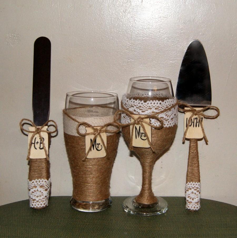 Hochzeit - Country Wedding Wine Glass and Beer Glass / Cake Serving Set / Rustic Wedding Toasting Wine Glass and Beer Pilsner / Cake Set / Cake Table