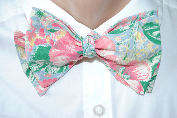 Hochzeit - Green floral bow tie Pink gift for men's outfit Boyfriend birthday tie For father day gift Party coworker's necktie Grandparent gift ghukol
