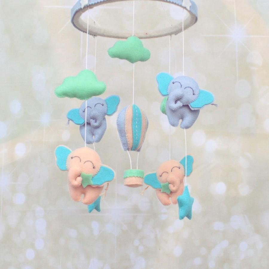 Свадьба - Felt elephants crib mobile - baby nursery decor - ready to ship - MrclM18