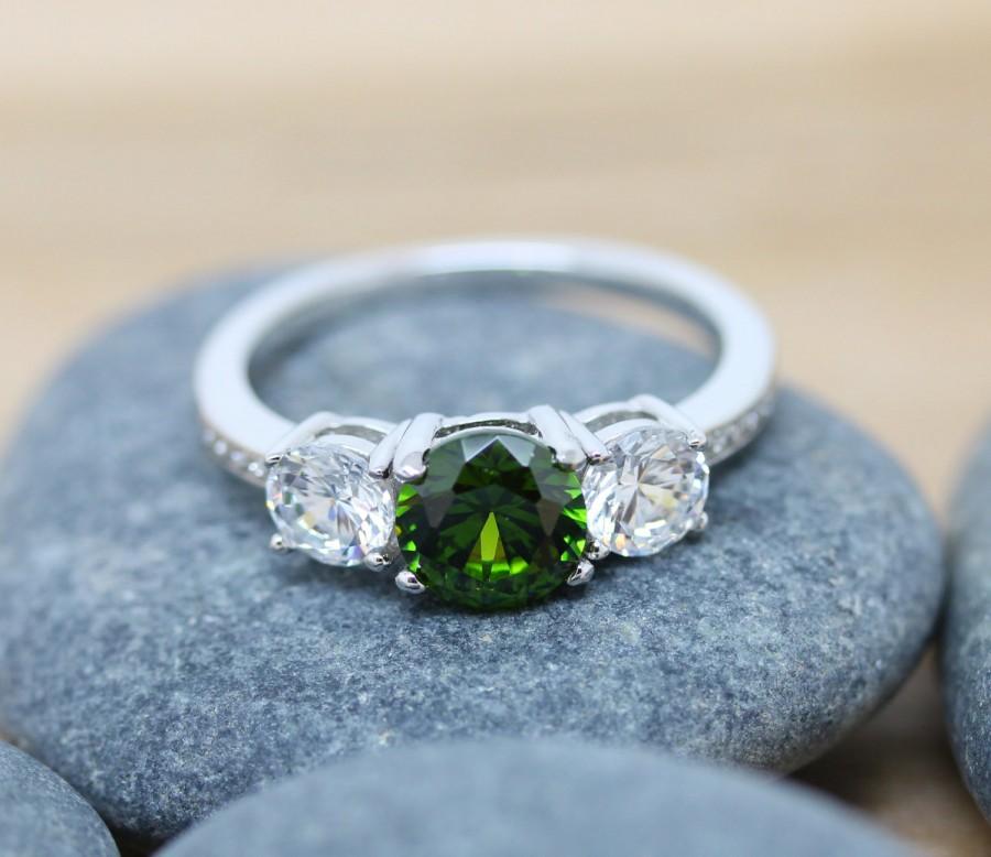 زفاف - Peridot and lab diamond Solid Sterling Silver Trilogy 3 stone Ring - engagement ring - wedding ring