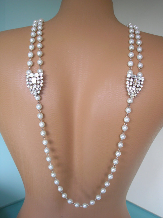 Hochzeit - Pearl Backdrop, Backdrop Necklace, Art Deco, Great Gatsby, Upcycled Jewelry, Back Necklace, Pearl Necklace, Bridal Jewelry, Backlace
