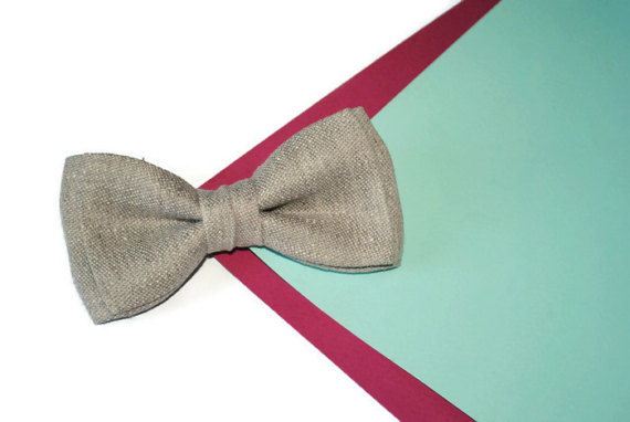 Mariage - Gray wedding Gray linen bow tie Linen tie for men Wedding gifts idea for groomsmen Grey men's necktie Grey kids pocket square Grey baby tie
