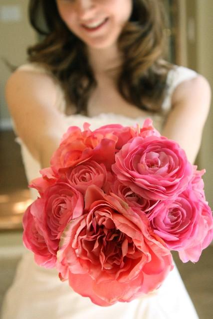 زفاف - Bright Pink Peony and Ranunculus Wedding Bouquet and Matching Pink Ranunculus Boutonniere