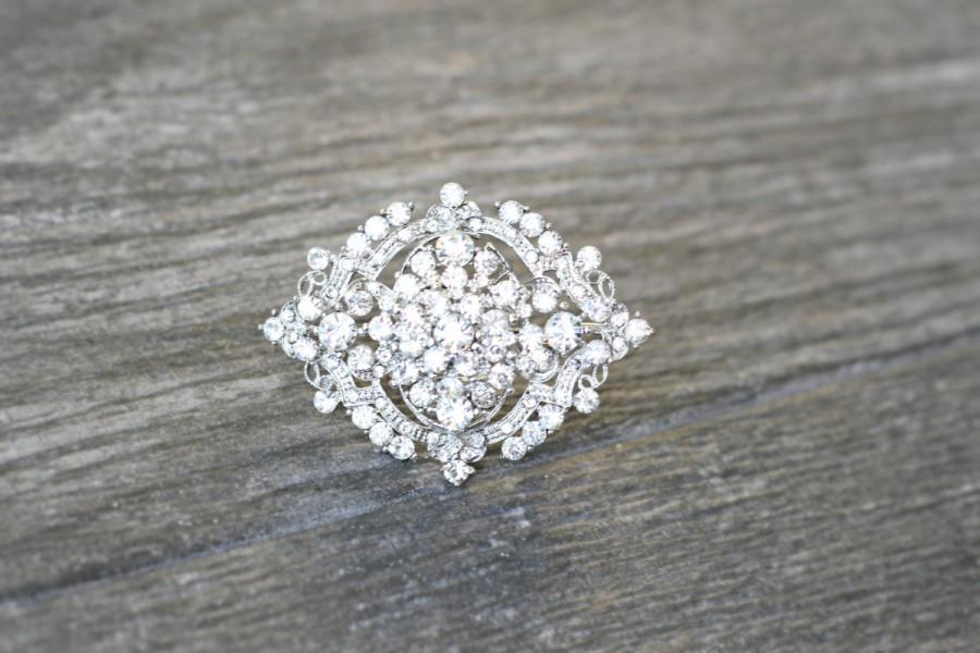 Hochzeit - Oval Art Deco Crystal Brooch, Swarovski Crystal Oblong Brooch, Diamante Wedding Brooch, Bridal Pin, Oval Crystal Bridal Brooch