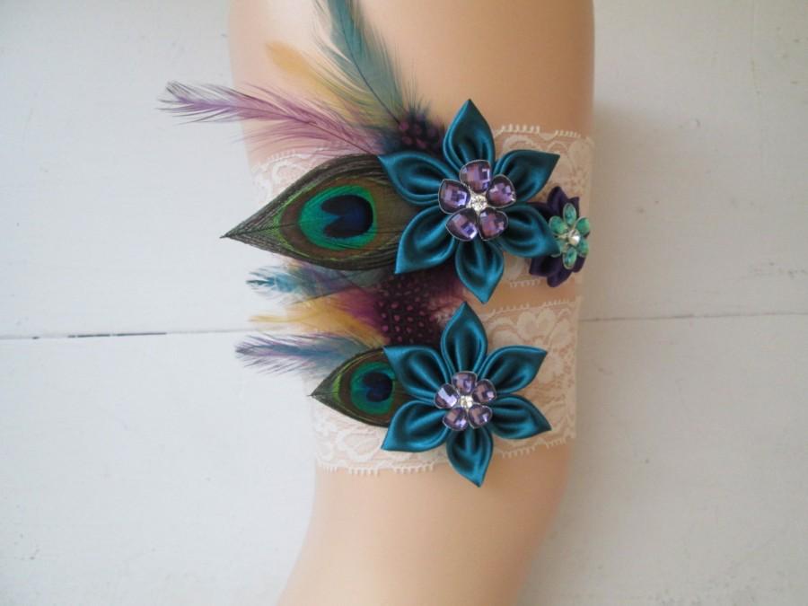 Свадьба - Peacock Wedding Garter Set, Teal & Purple Garters, Ivory Lace Bridal Garter, Feather Rustic Garters w/ Kanzashi Flowers, Unique Garter