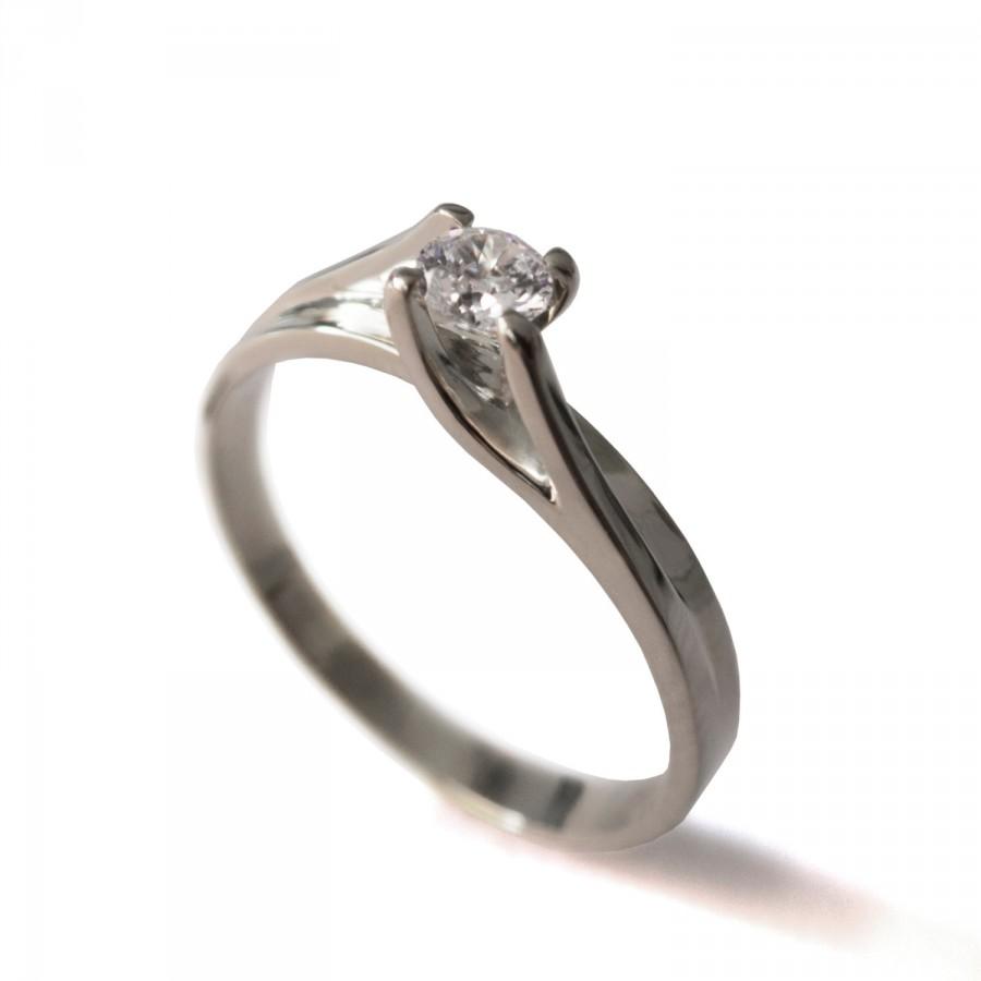 زفاف - Diamond Ring, 14K White Gold and Diamond engagement ring, celtic ring, engagement ring, wedding band, crown ring, art deco, twist ring, R003