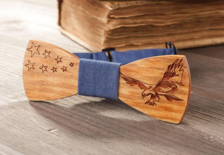 Wedding - Wooden bow tie, Eagle Bow Tie, Stylish handcrafted accessories, Mens accessories, Mens Bow Tie, Pinewood Bow Tie, Eco gift, Rustic Bow Tie