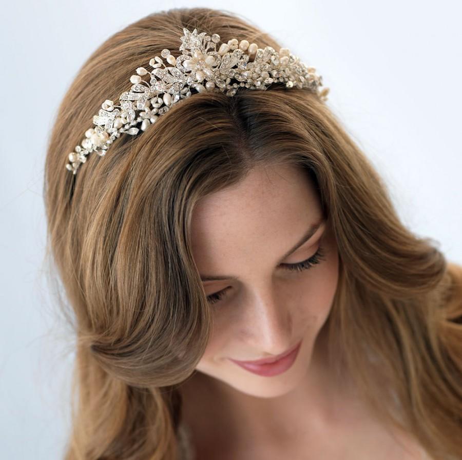 Hochzeit - Crystal Bridal Tiara, Pearl Wedding Crown, Rhinestone Wedding Tiara, Bridal Hair Accessory, Vintage Bridal Crown, Bridal Headpiece ~TI-3236