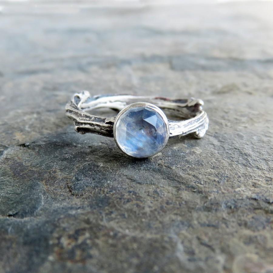 زفاف - Sterling Silver Moonstone Twig Ring - Antiqued Tree Branch or Vine Promise Ring - Rose Cut Moonstone Engagement Ring in Oxidized Silver