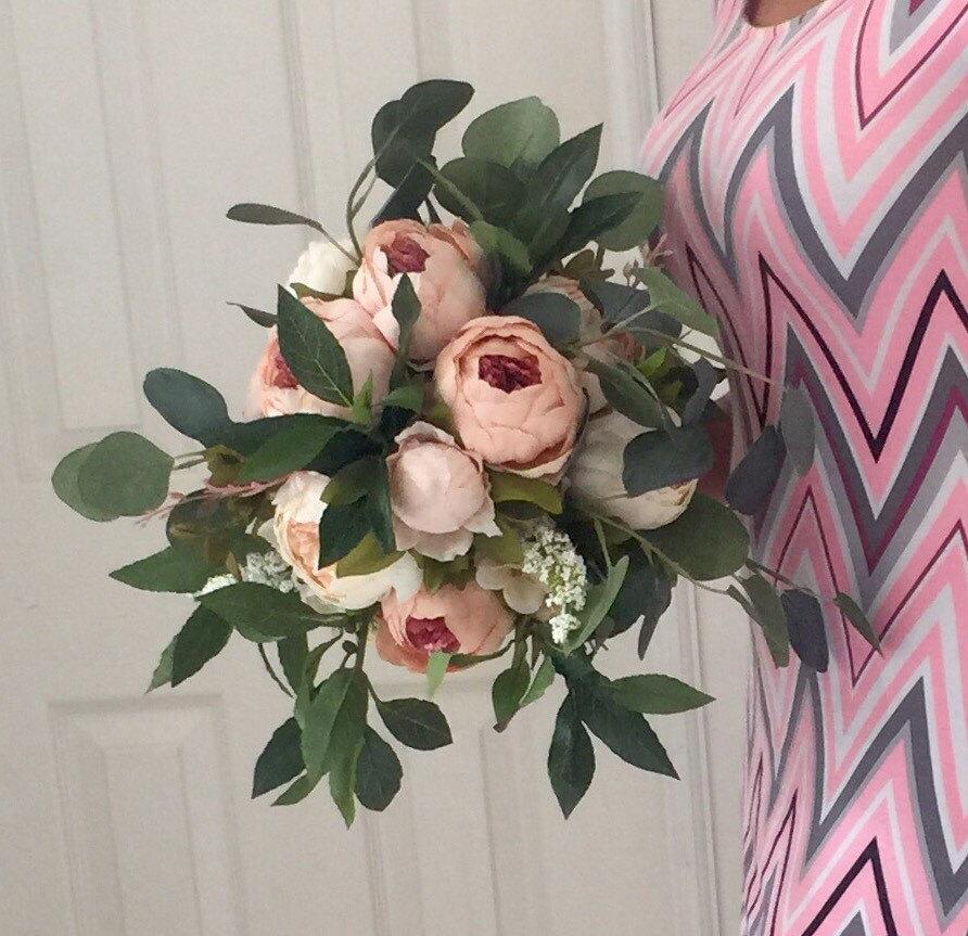 Mariage - Peony Bouquet, Pink Peony Bouquet, Blush Peony Wedding Bouquet, Boho Bridal Bouquet, Peony Arrangement, Peony Centerpiece, Bohemian Bouquet,