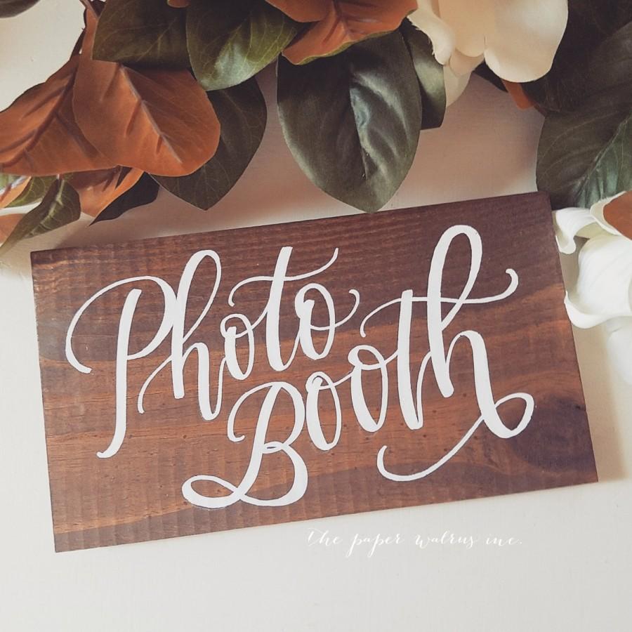 Hochzeit - Photo Booth Sign, Rustic Wedding Sign, Grab a Prop Sign 