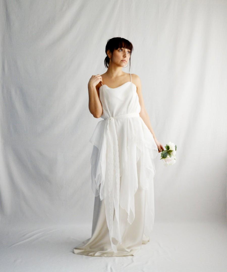 Mariage - Bohemian wedding dress,boho wedding dress,hippie wedding dress,Fairy dress,Silk wedding dress,wedding dress,alternative wedding dress