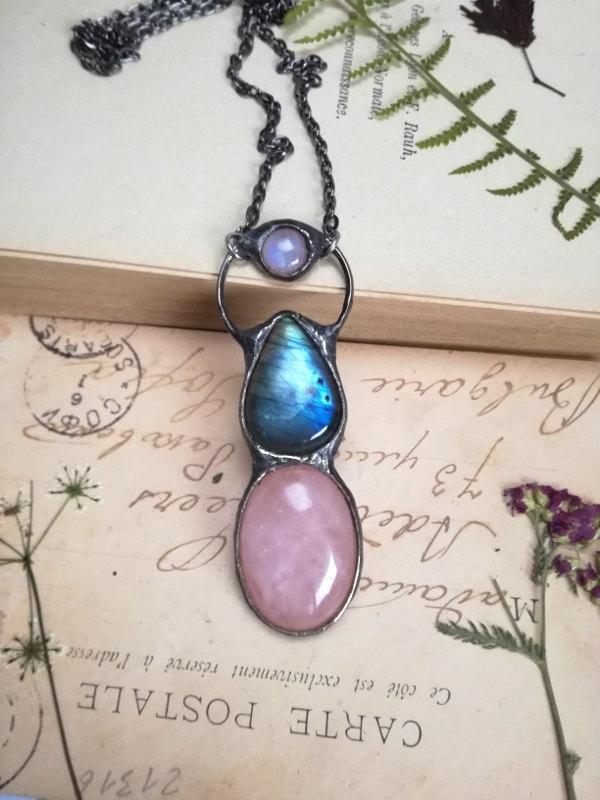Hochzeit - Moonstone Labradorite Necklace, Rose Quartz Necklace,Angel retro pendant,glow necklace,statement necklace,amulet,boho bridal necklace