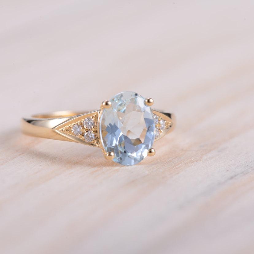 Mariage - Oval Shape Aquamarine Engagement Ring,14k Yellow Gold Ring,Diamond Wedding Band,Blue Gem Ring Yellow Gold,Engagement Ring Yellow Gold
