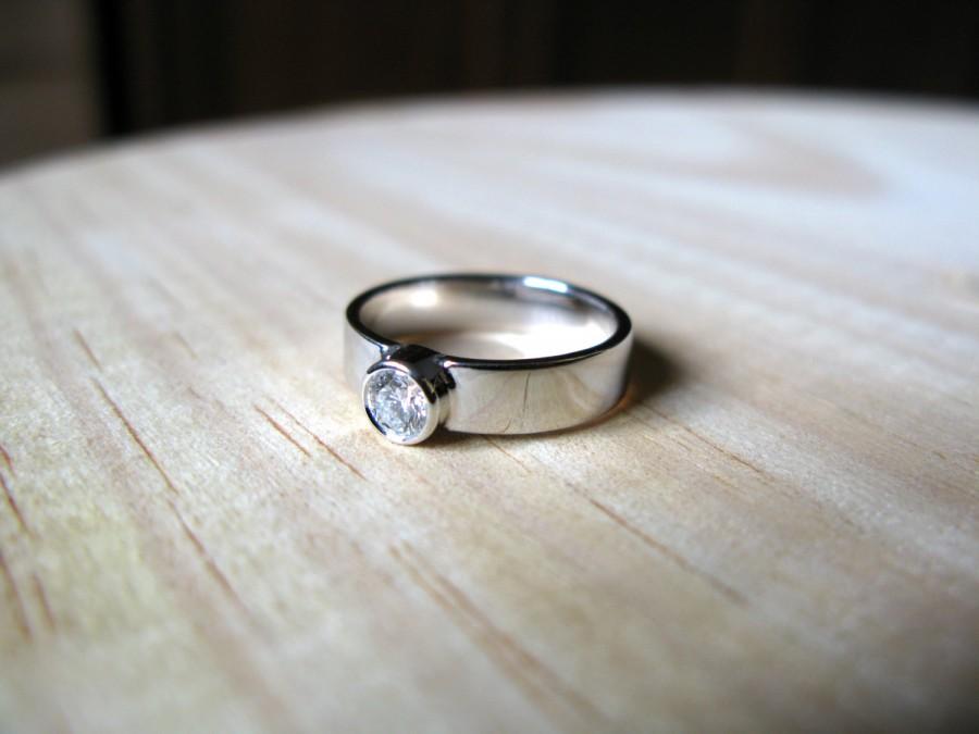 زفاف - Diamond ring. 18kt White Gold Solitaire ring. Engagement ring, Wedding ring, 4mm, white gold diamond ring, Anniversary Ring. Made to Order.