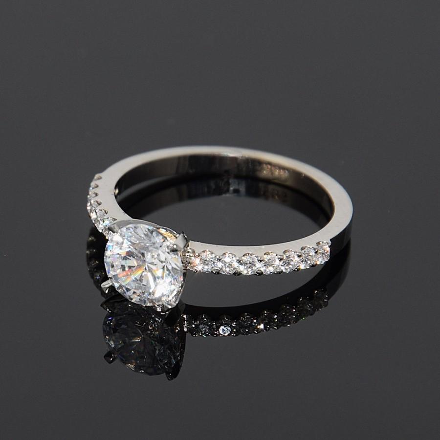 Свадьба - White gold ring, Swarovski ring, Engagement ring, Unique engagement ring, White engagement ring, White stone ring, Elegant ring