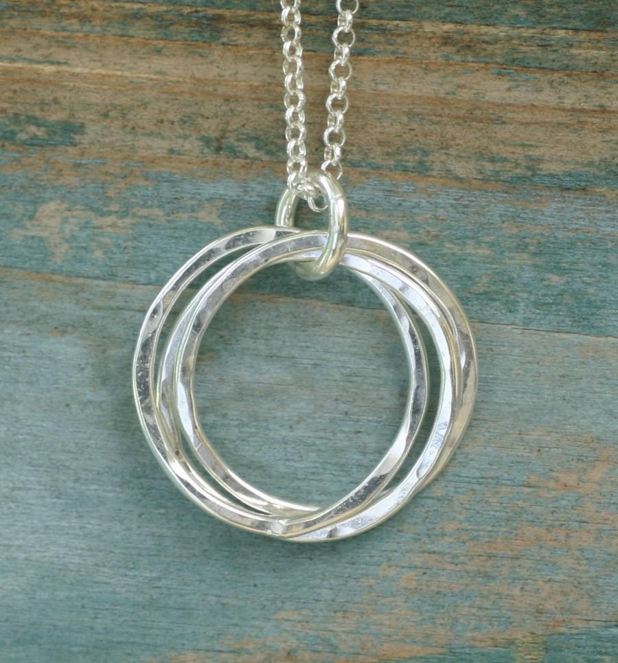 Wedding - 3 sister jewelry, 3 interlocking rings necklace, 3 bridesmaid necklace, 3 best friend jewelry, long silver necklace - Lilia