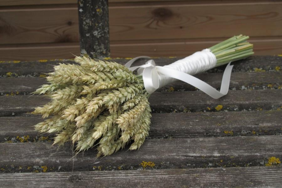 Свадьба - Simple wheat bouquet - dried wheat - bridesmaid bouquet - dried grains -  fall - harvest - autumn - ears
