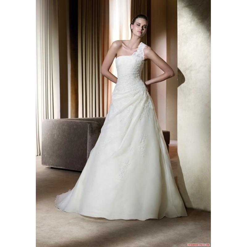 زفاف - Pronovias Wedding Dresses - Style Albeniz - Junoesque Wedding Dresses