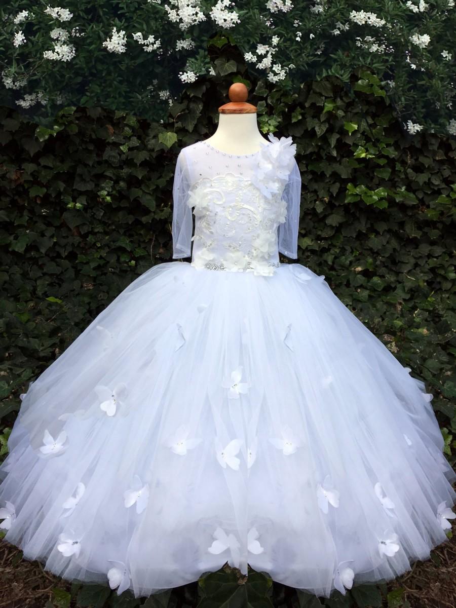 Mariage - Beautiful Butterfly Girls Wedding Dress with Short Sleeves / 3D Butterfly Flower girl Dress /  First Communion Dress for Little Girls