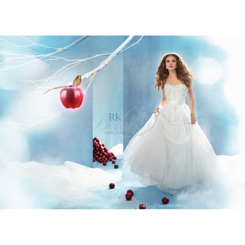 Hochzeit - Alfred Angelo Disney Fairy Tale Weddings- Style 207- Snow White - Elegant Wedding Dresses