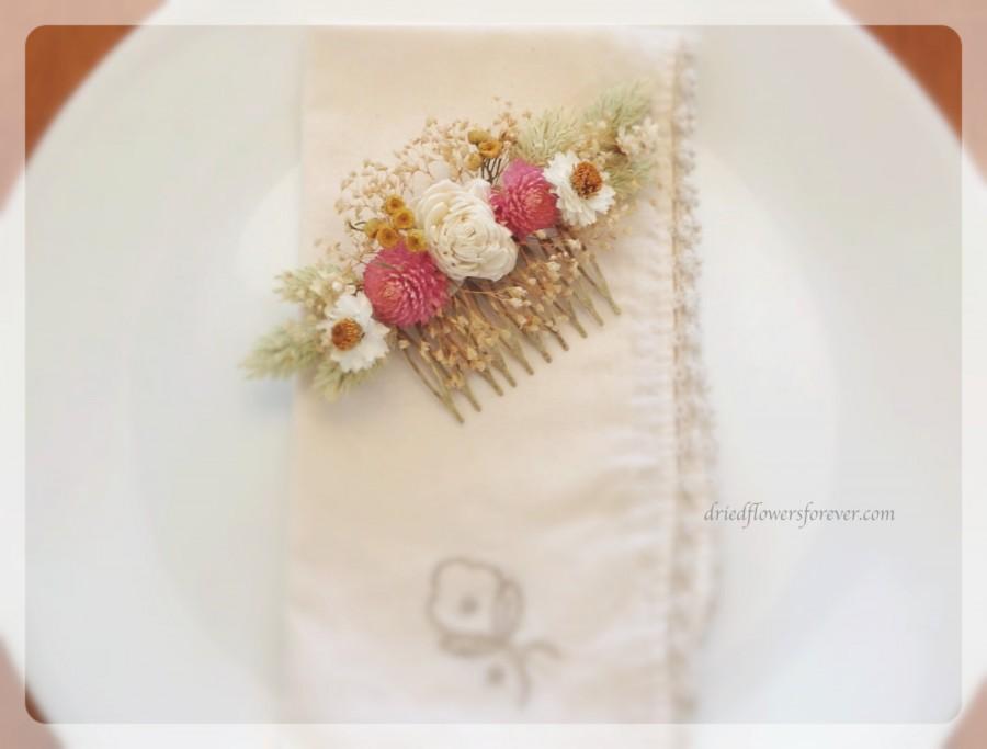 Hochzeit - Vintage Wildflower Collection - Hair Comb -  Dried and Preserved Flowers - Bride Wedding Arrangement