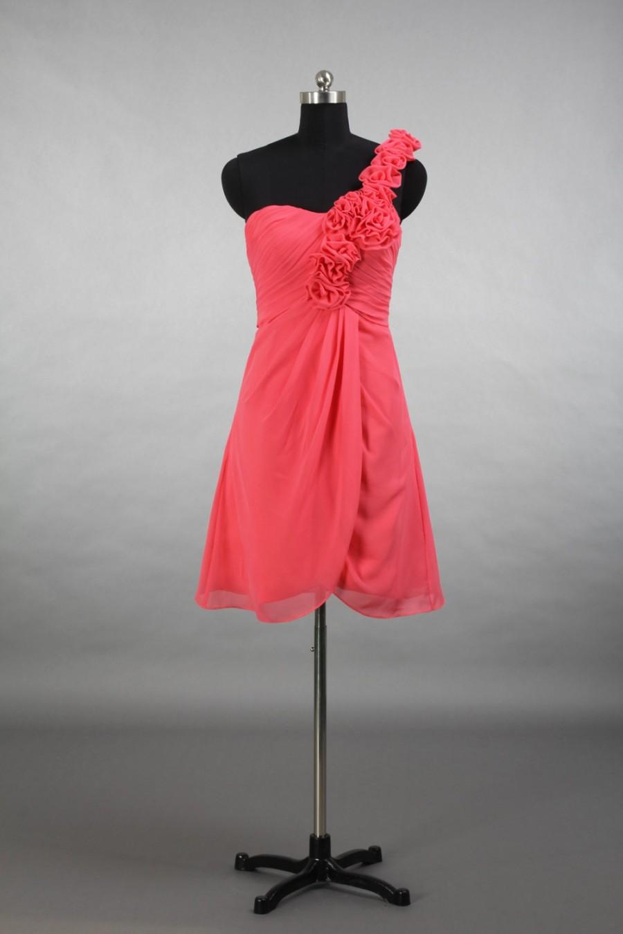 زفاف - One Shoulder Coral Bridesmaid Dress, A-line Short Chiffon Bridesmaid Dress With Shoulder Flowers