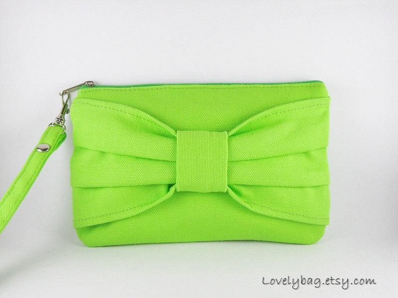 Hochzeit - SUPER SALE - Lime Green Bow Clutch - Bridal Clutches, Bridesmaid Wristlet, Wedding Gift - Made To Order