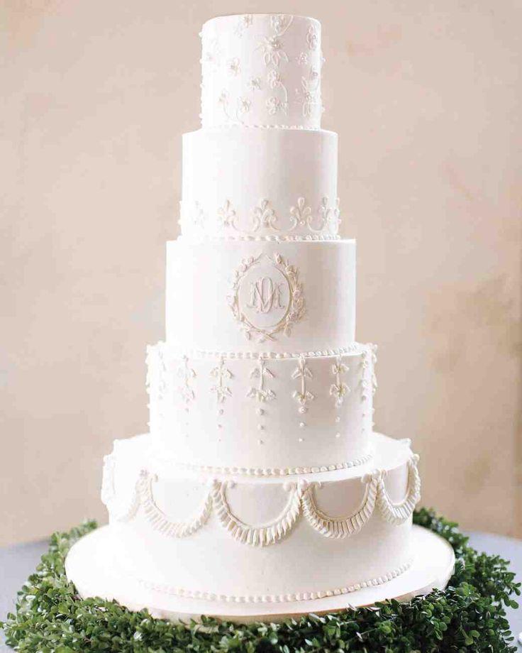 Свадьба - White Layered Cake