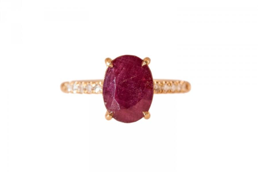 زفاف - Oval Ruby Ring in 14kt Yellow Gold with diamonds