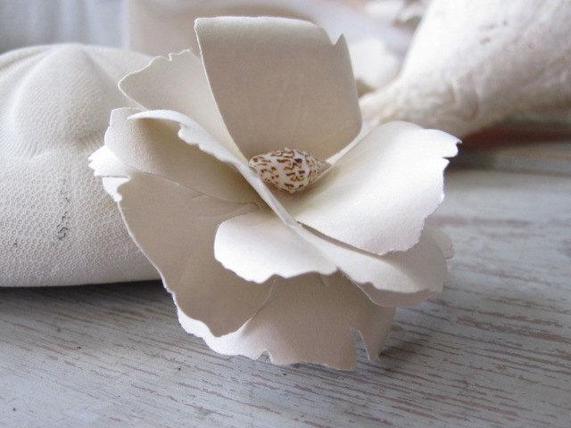 Mariage - 5 Sand and Seashell Handmade Paper Flowers