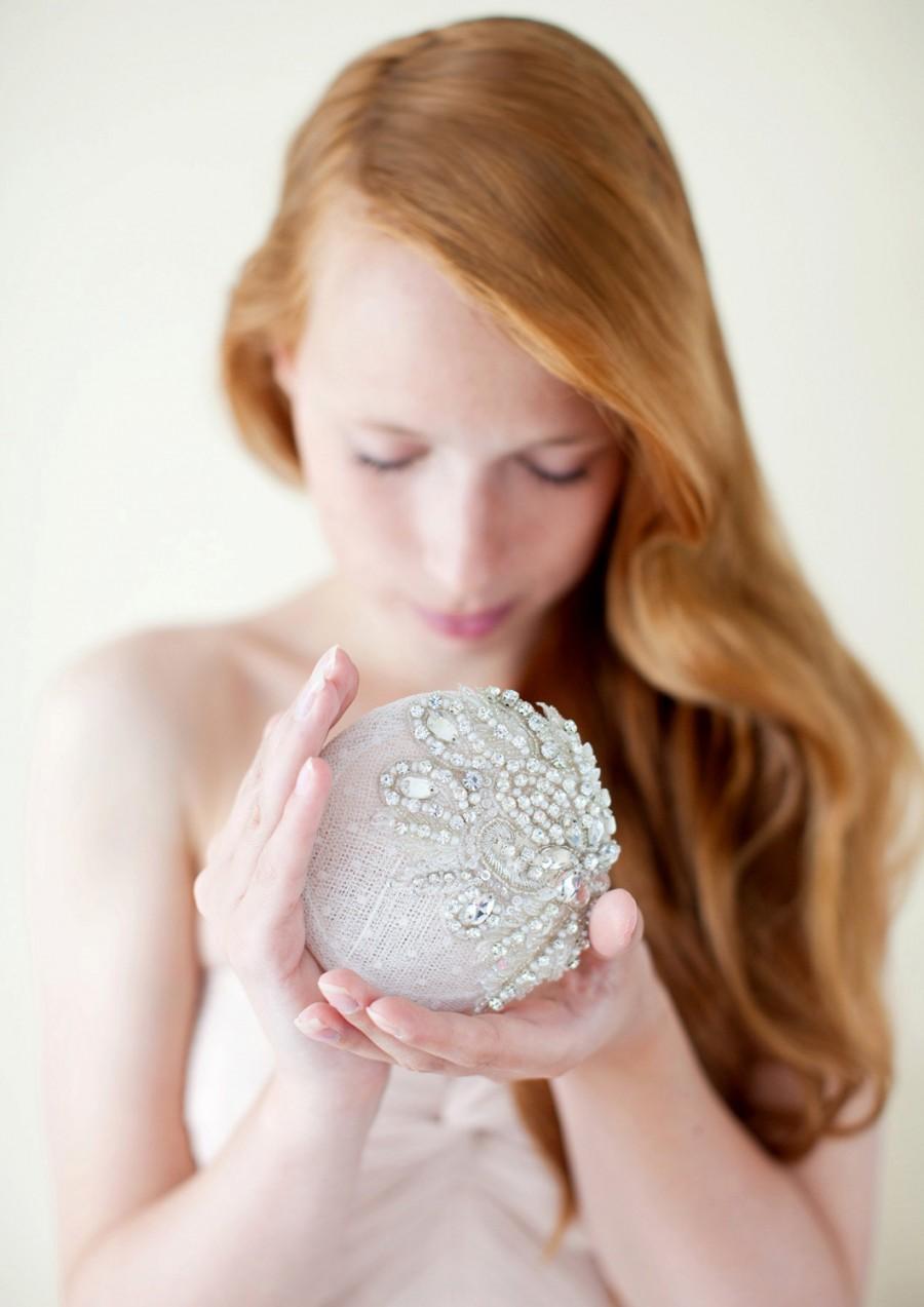 زفاف - Wedding Hair Accessory, Bridal Hair Piece, Floral, Pearl and Crystal adornment - Style 228