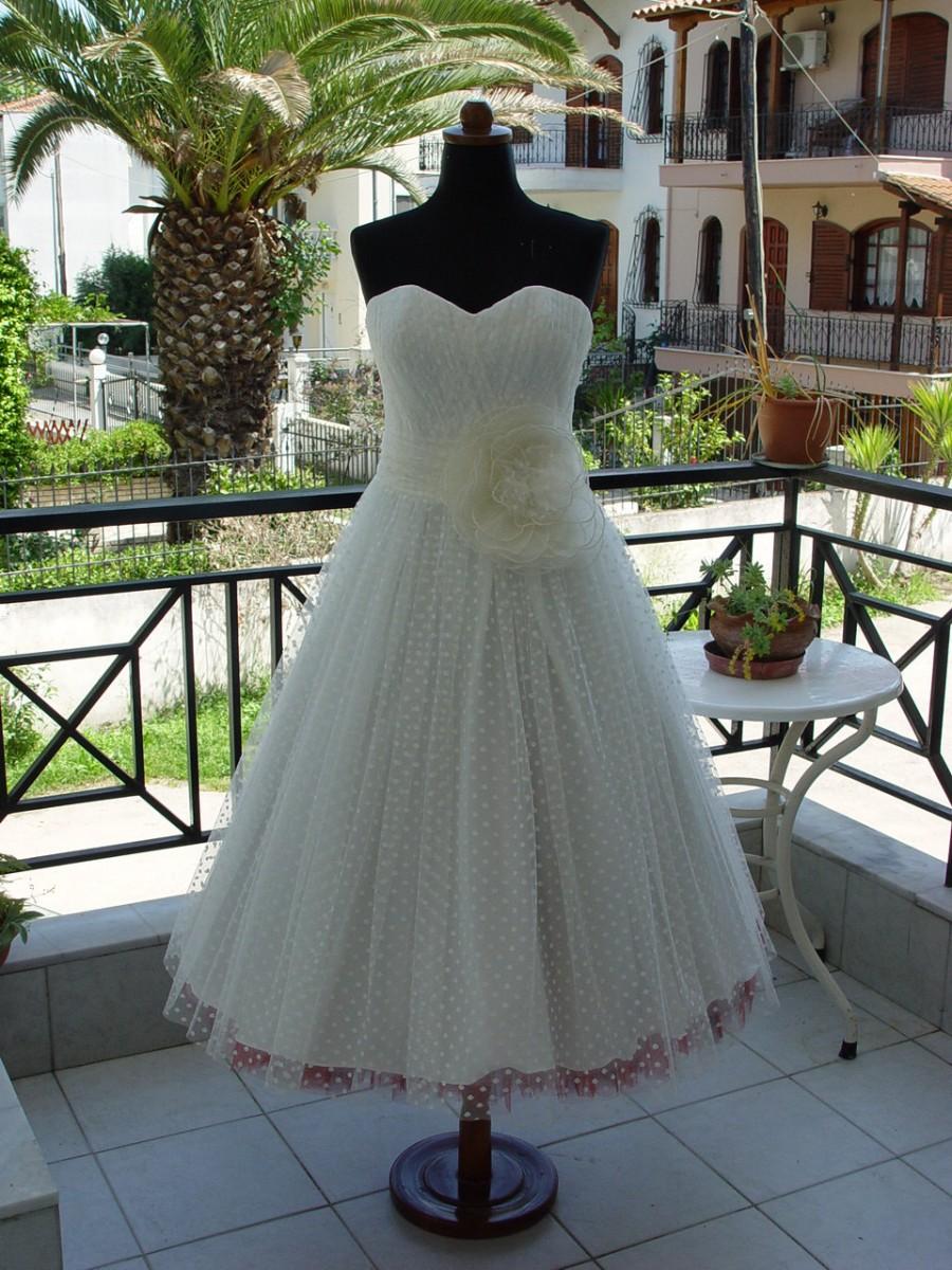 زفاف - Polka Dot Tea Length Wedding Dress With Colourful Petticoat